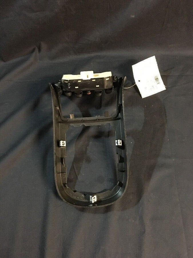 Chevy HHR Master Door Switch With Bezel 2006-2008