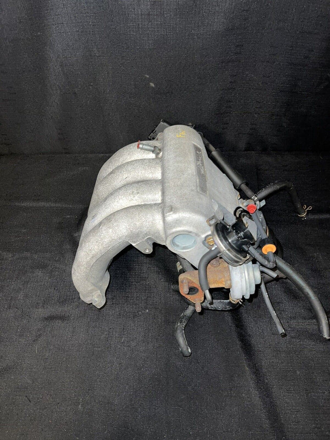 Toyota 4Runner Throttle Body w/Intake Manifold 22210-75200 Oem 1995-1997