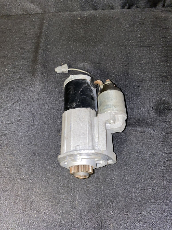 Nissan Sentra Starter Motor 2.5L 07-12 Nissan Rouge 08-12 OEM
