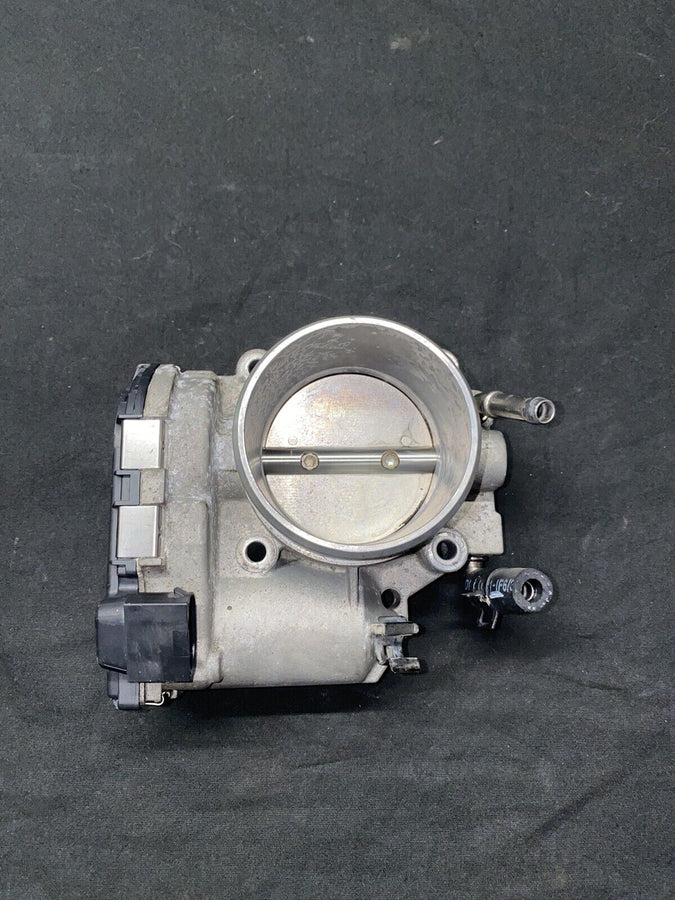 Hyundai Genesis Coupe Throttle Body Assembly 2.0L 35100-2C300 OEM 2010-2014