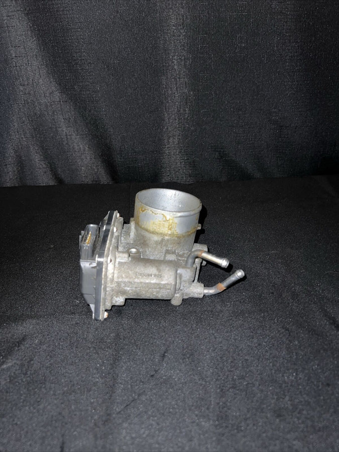 Hyundai Kona throttle body 2.0L 35100-2E400 2018-2021
