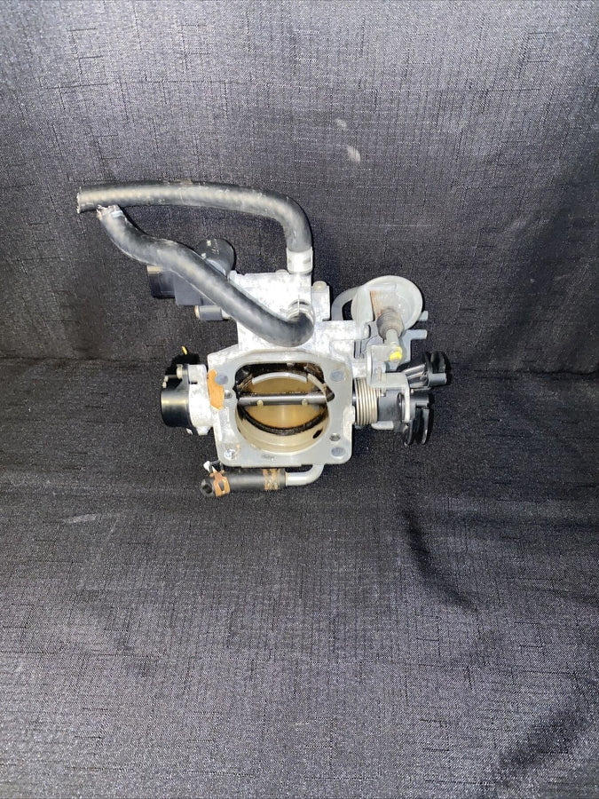 Toyota Tacoma 2.7L-2.4L Throttle Body 2000-2004 (22210-75250)