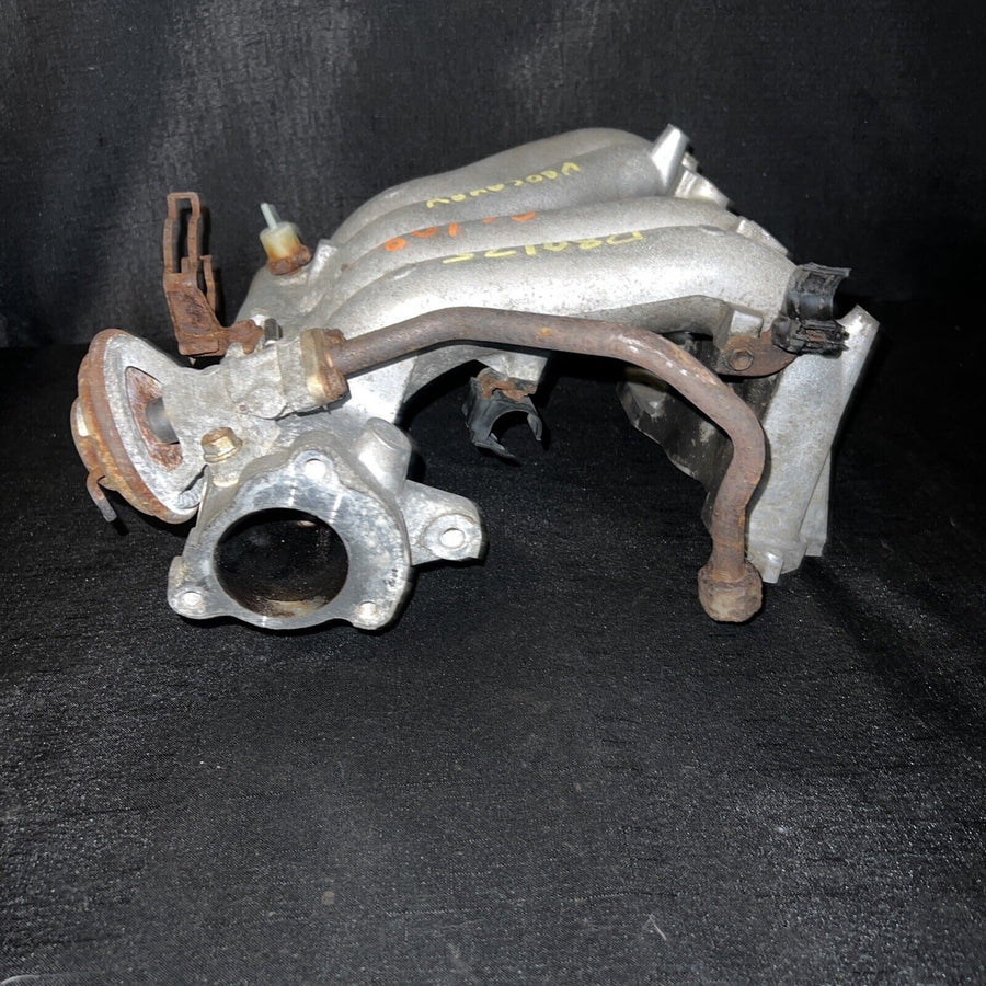 Toyota Camry Intake Manifol 2.2L 17101-74311 OEM 1997-2002