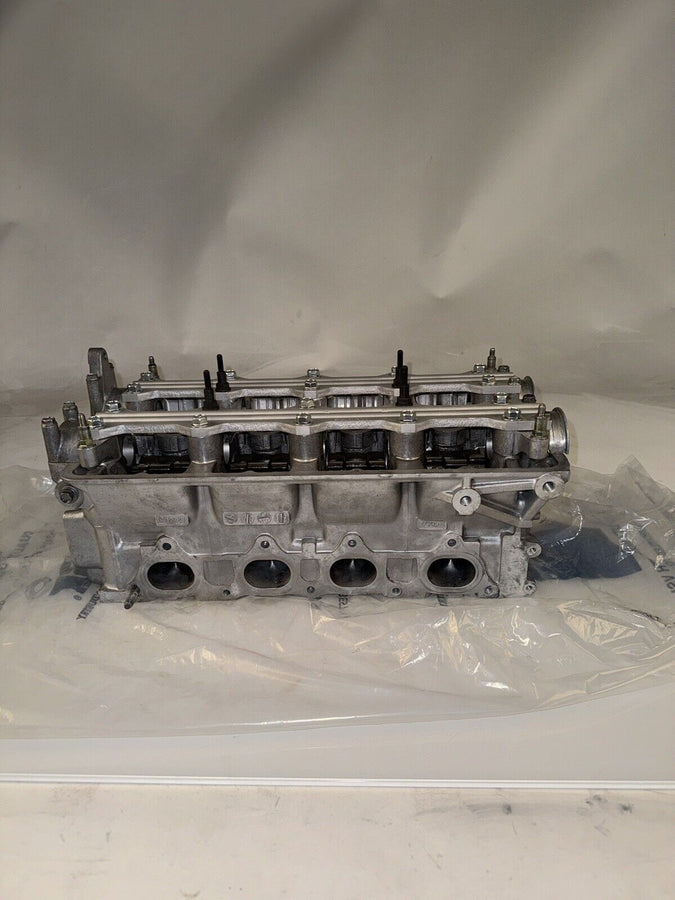 Honda Acura GSR HEAD VTEC DOHC Cylinder Head P72-2 OEM B18C1 1994-2001
