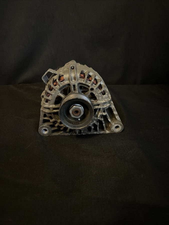 Hyundai Genesis Altenator 2.0L Turbo 2013-2014 37301-2c110)