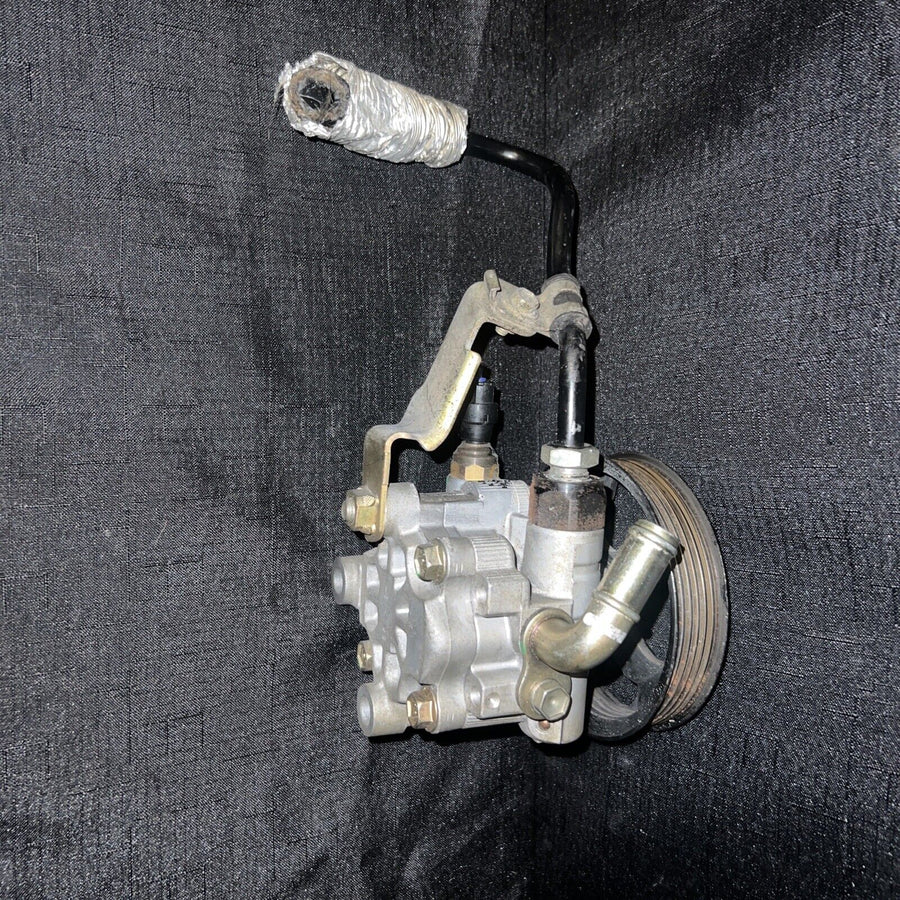 TOYOTA CELICA POWER STEERING PUMP 1.8L (44310-20830) OEM 2000-2005