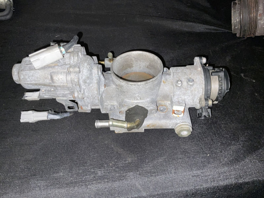 Toyota Sequoia Tundra 98-02 Land Cruiser 4.7L Fuel Throttle Body 22030-50142