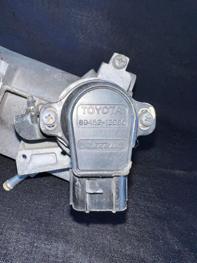 Toyota Aristo Supra 2jzgte TRC Throttle Body ASSM JDM 2jz 22030-46040 OEM