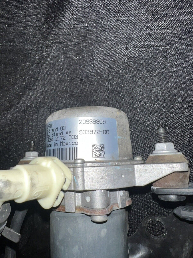 Power Brake Booster Vacuum Pump GM Parts 20939309