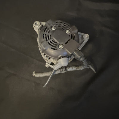 Toyota Camry Alternator 2010-2011 OEM 27060-0v060