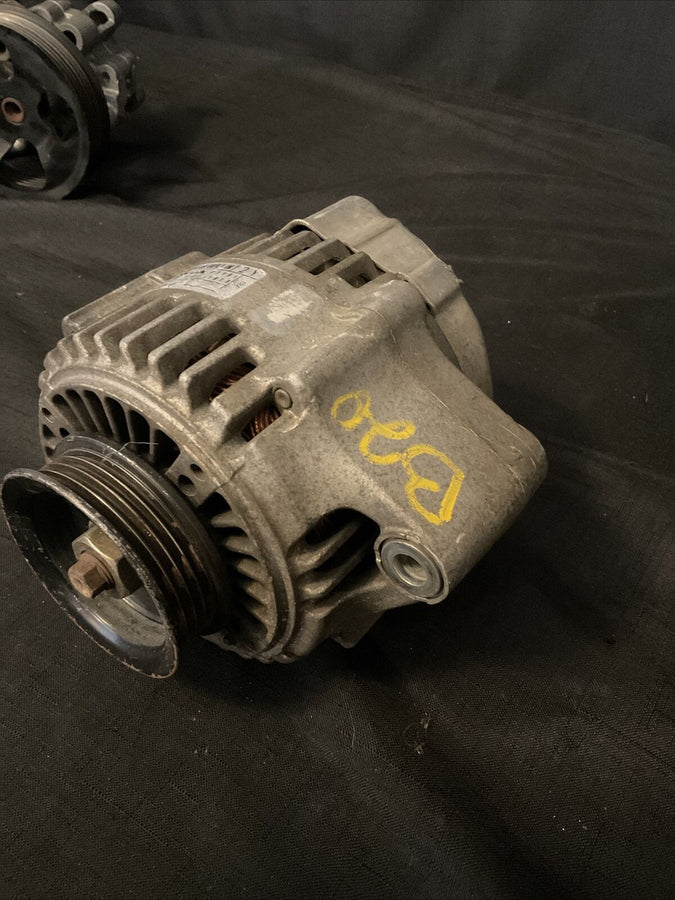 OEM Honda alternator - 102211-1810 off 2001 CRV CR-V 2.0l Engine B20