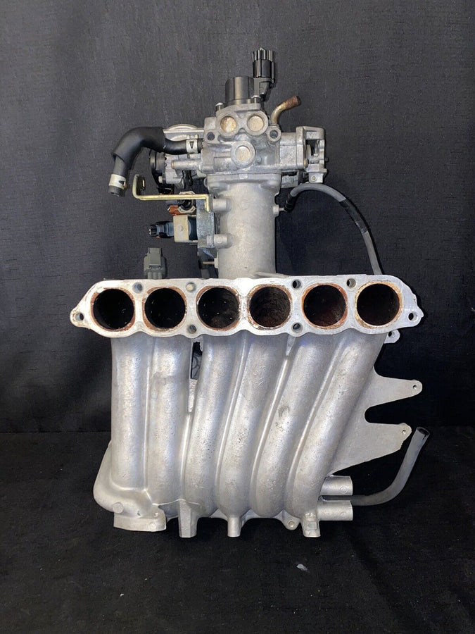 Mitsubishi Montero Intake Manifold w/Throttle Body 3.0L 1997-2003