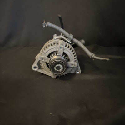 Toyota Camry Alternator 2010-2011 OEM 27060-0v060