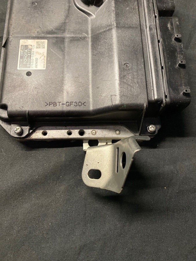 TOYOTA PRIUS 1.8 Engine Control Module 2009-2013 OEM (275300-7384) 12V