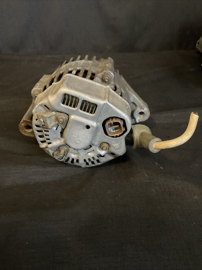 OEM Honda alternator - 102211-1810 off 2001 CRV CR-V 2.0l Engine B20