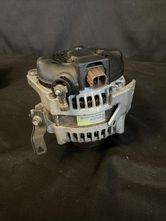 Toyota Highlander 2.4L Alternator  2000-2007