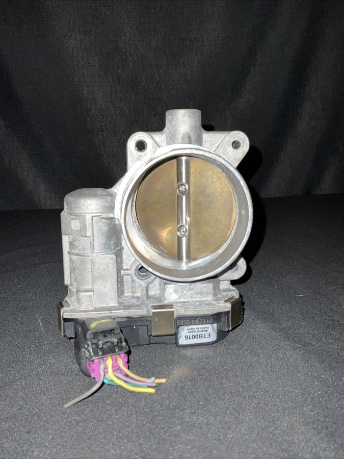 Chevrolet Impala Throttle Body 3.9L (W/Actuator) OEM (012609500) (2006-2011 GM)