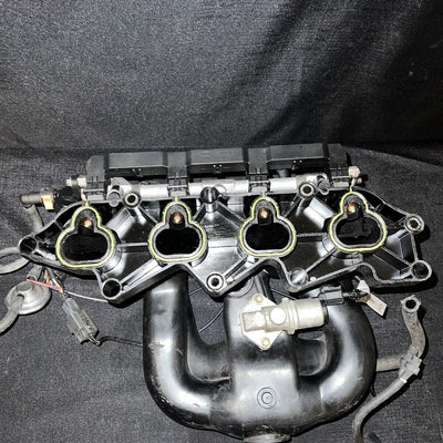 Ford Maverick 2.0L Intake Manifold w/ Throttle body 2002-2003