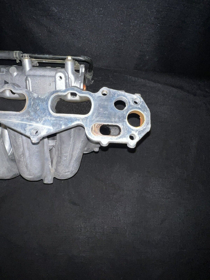Mitsubishi Outlander 2.4L Intake Manifold Oem 2004 - 2006