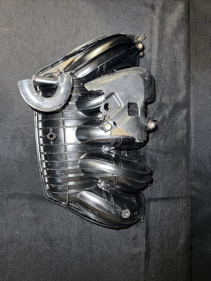 Hummer H3 Intake Manifold 3.5L/3.7L OEM 2006-2007