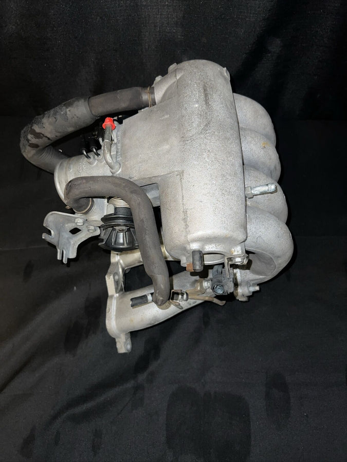 Toyota Tacoma Intake Manifold 2.7L & 2.4L W Throttle Body 00-04 (22210-75250) AT