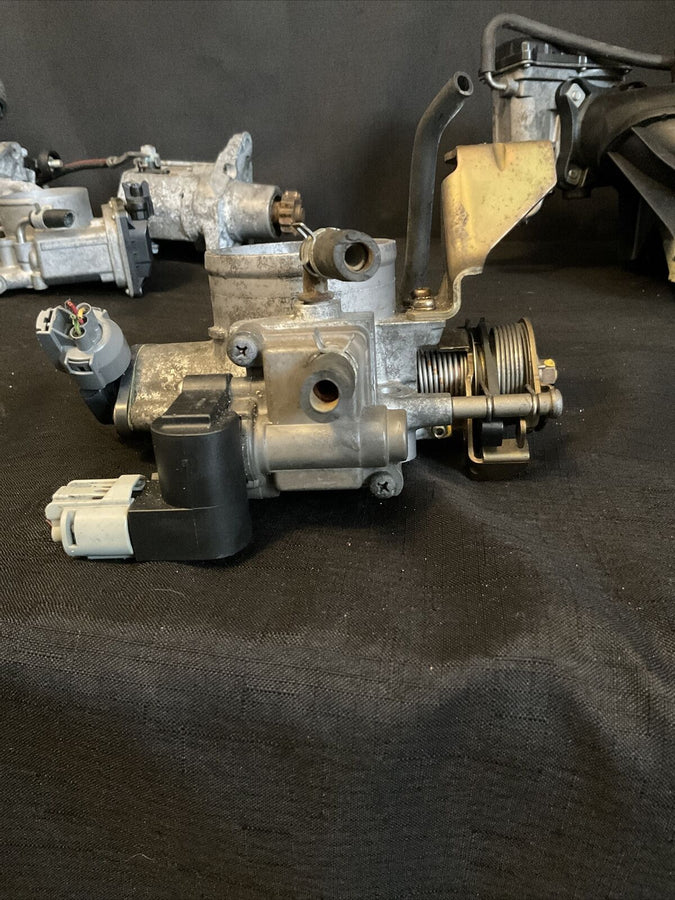 Honda Accord Throttle Body 3.0L  1998-2001 OEM
