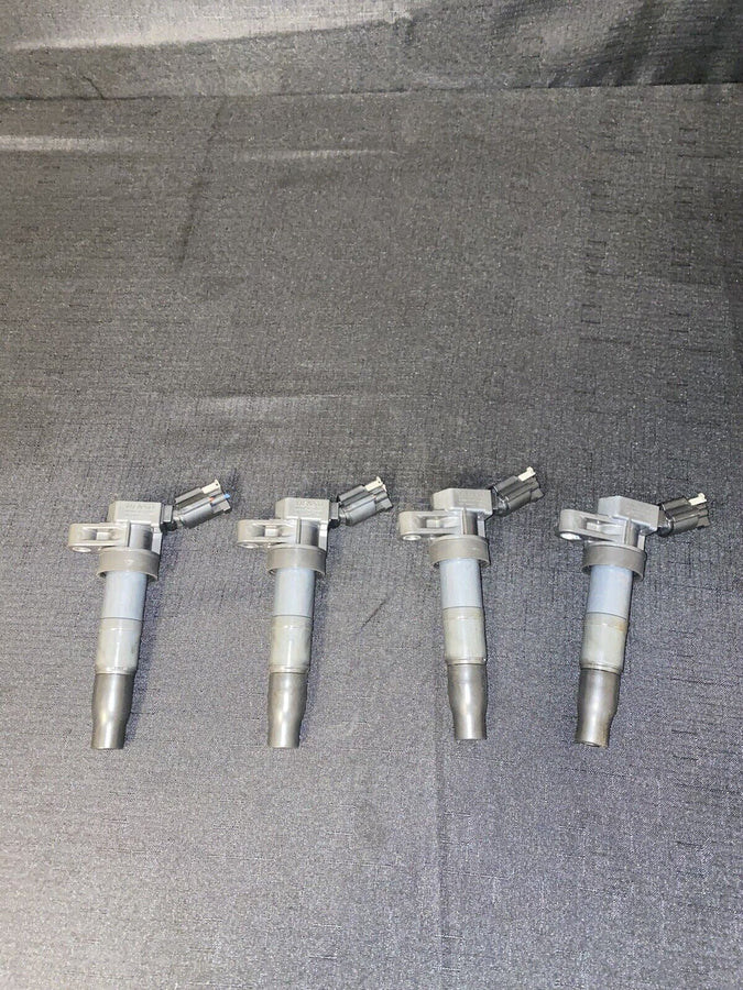 Hyundai Sonata 2.0 Turbo Ignition Coils Denso 27300-2g700 4 Pack Oem 2011-2016