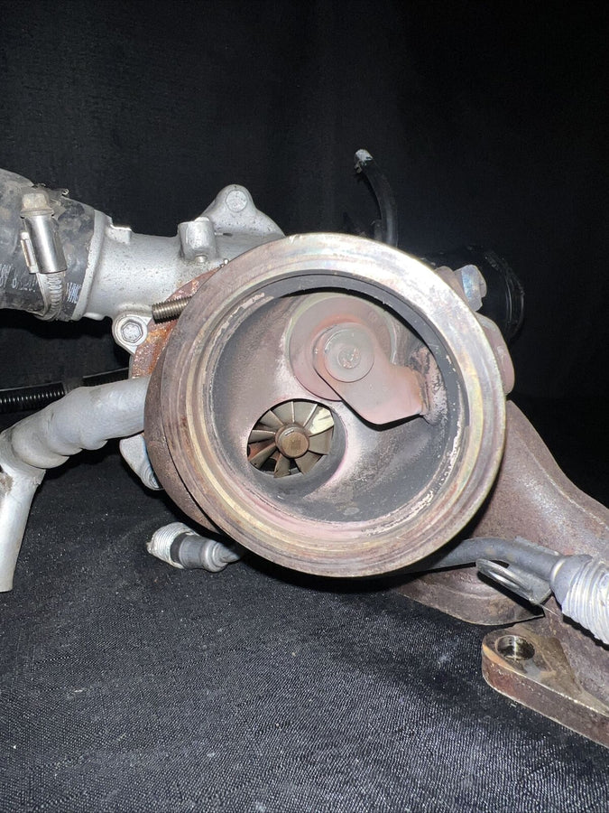 Chevrolet Cruz Garrett Turbocharger w/ Manifold 55565353 Trax Sonic (11-19)OEM