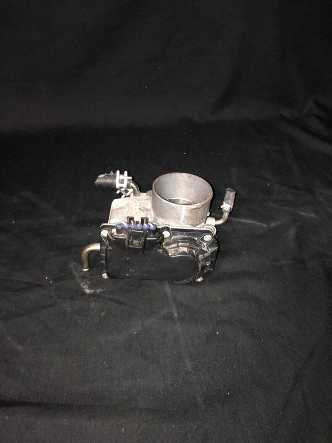 Toyota Camry Throttle Body 2.4L  Solara Scion Tc 2002-2010