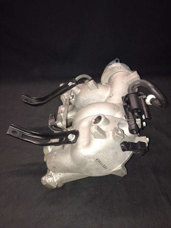 Hyundai Genesis Coupe A/T 2.0L Intake Manifold OEM  2008-2012