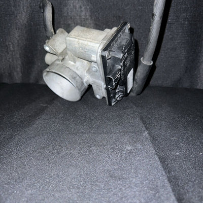 Mazda 3 Throttle Body 2.0L OEM (L3R4-13-640) ( 2006-2013)