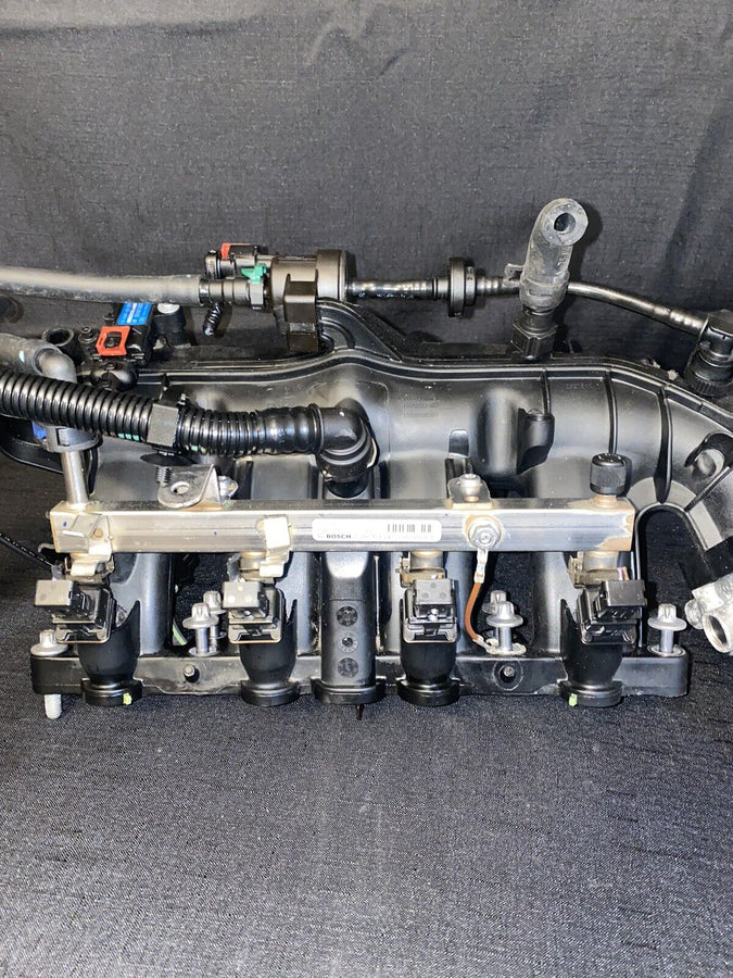 Chevy Sonic Intake Manifold Complete 55581014 Oem  2013-2018