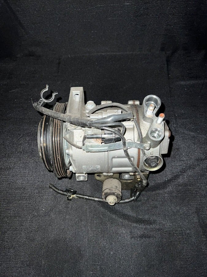Nissan M35 A/C Compressor Oem 92600-EG00C Zexel 92600-EG00A 2006-2009