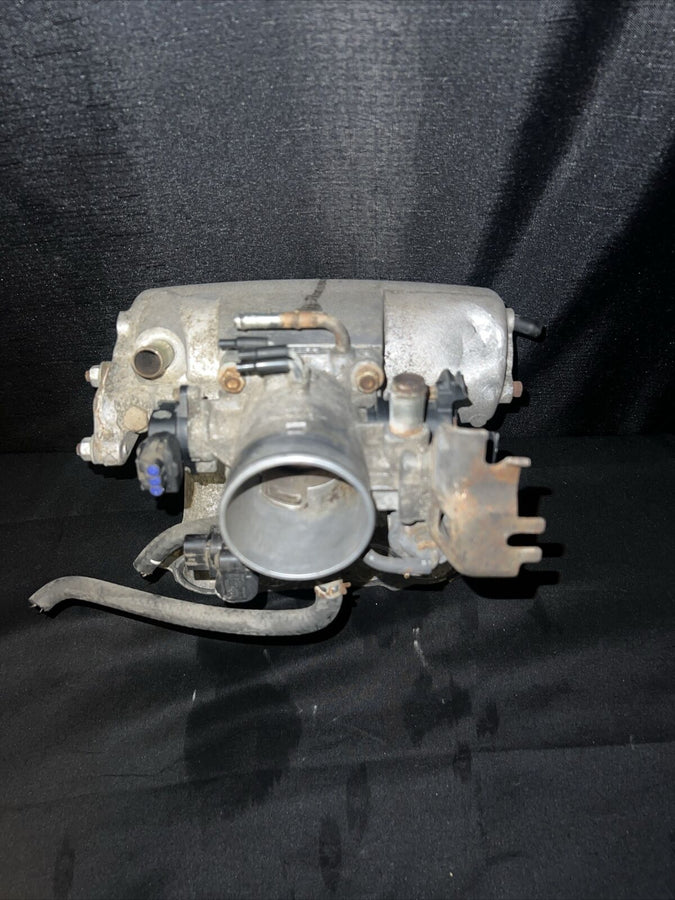 Toyota 4 Runner Throttle Body 2.7L & 2.4L W Throttle Body 00-04 (22210-75250) AT