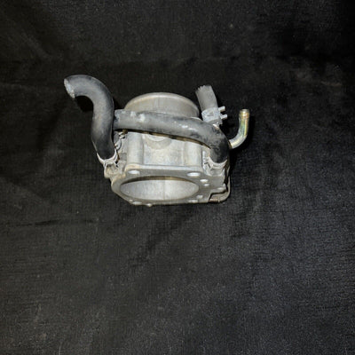 Toyota Land Cruiser Throttle Body 4.7L V8 (22030-50170) OEM 2002-2005