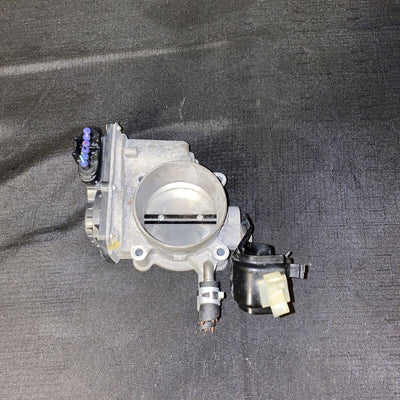 Toyota Camry Throttle Body 2.5L 22030-36010 Toyota Highlander 2.7L