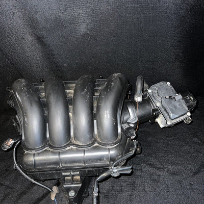 Mazda 3 Intake Manifold w/Throttle Body Oem PE1113100B 2013-2018
