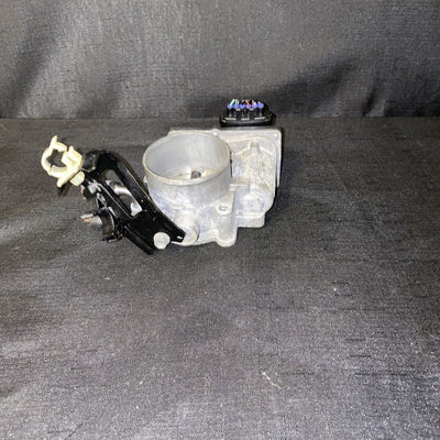 Toyota Camry Throttle Body 2.5L 22030-36010 Toyota Highlander 2.7L