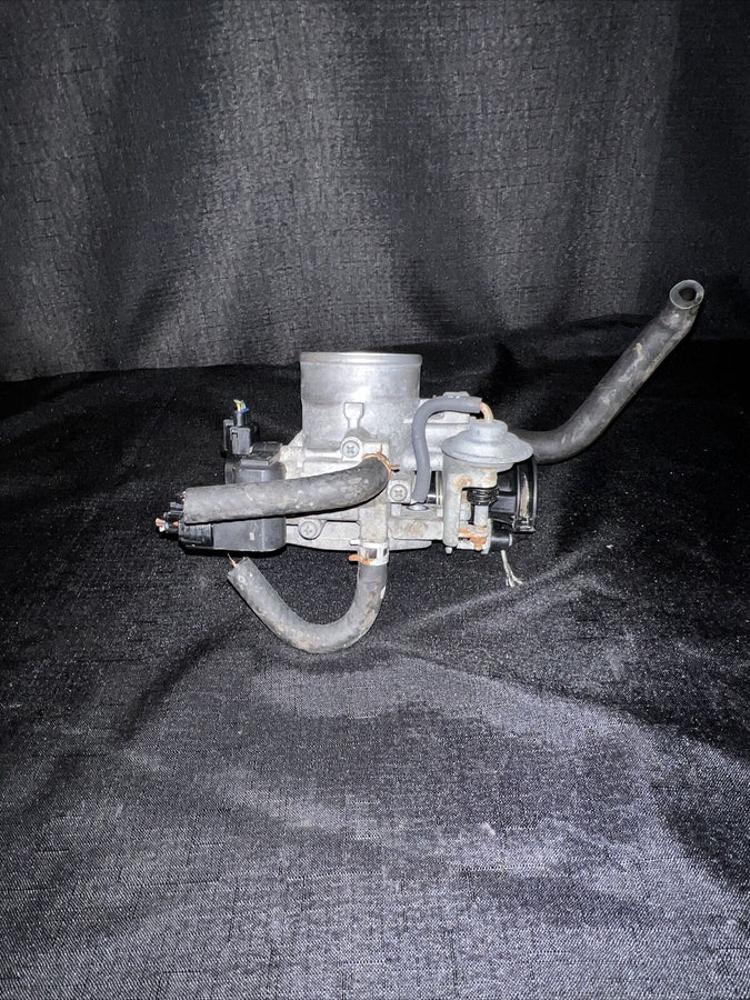 Toyota Tacoma 2.7L & 2.4L Throttle Body 2000-2004 (22210-75250)