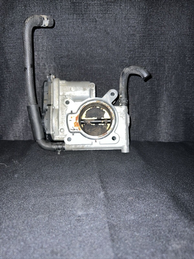 Mazda 3 Throttle Body 2.0L OEM (L3R4-13-640) ( 2006-2013)