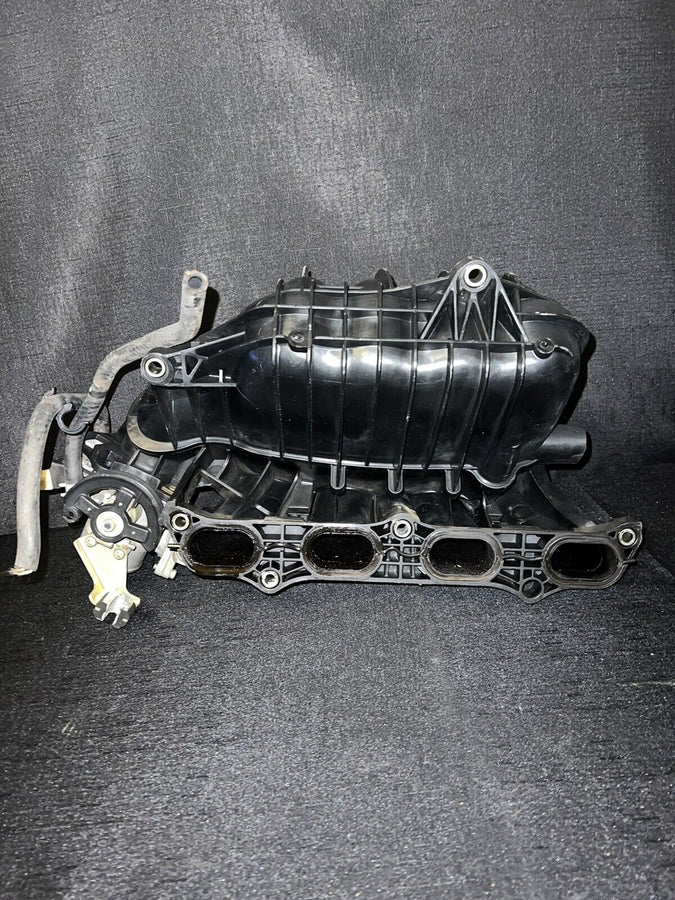 Toyota Rav4 Intake Manifold w/Throttle Body 22210-28040 Oem 2001-2004