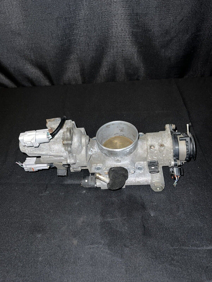 Lexus LX470Throttle Body Assembly 4.7L w/motor OEM 22030-50142 1998-2002