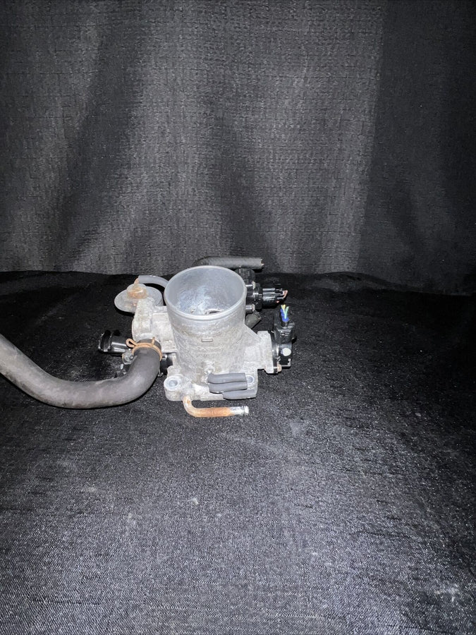 Toyota Tacoma 2.7L & 2.4L Throttle Body 2000-2004 (22210-75250)