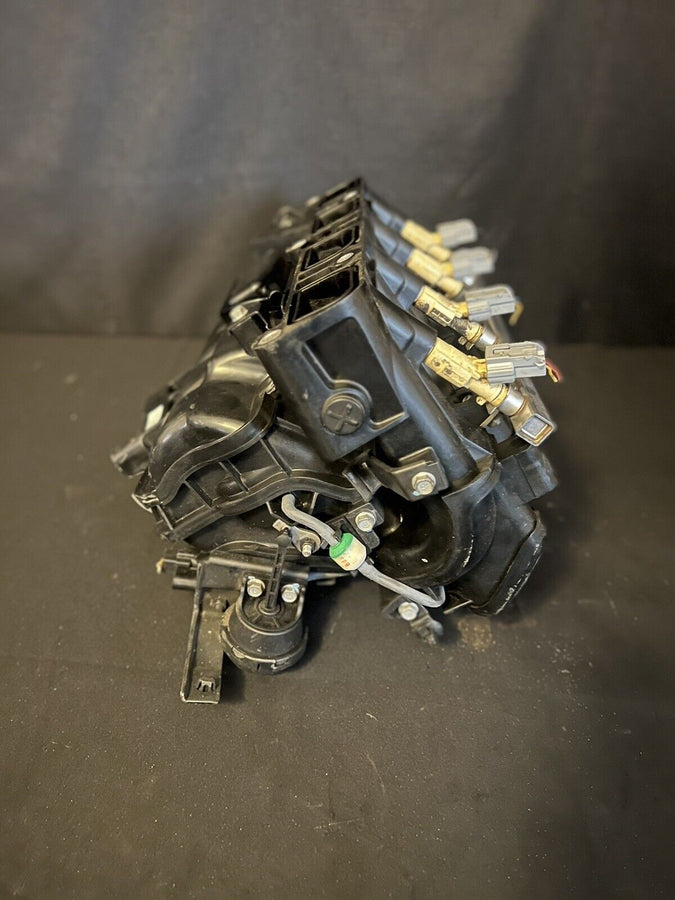 Kia Forte Intake Manifold W/Fuel Rail Injectors 2.0 L 28310-2G200 2010-2013