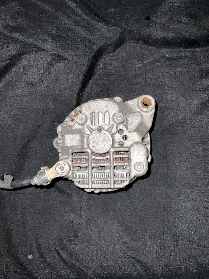 Nissan X-Trail Primera 2.0 X-Trail 2.5 Alternator  2006