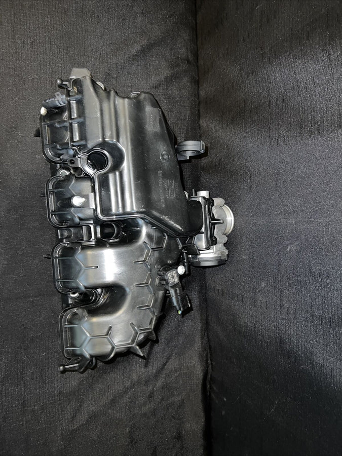 LAND ROVER DISCOVERY SPORT 2.0L Turbo INTAKE MANIFOLD CB5E-19A566-AB (15-17) OEM