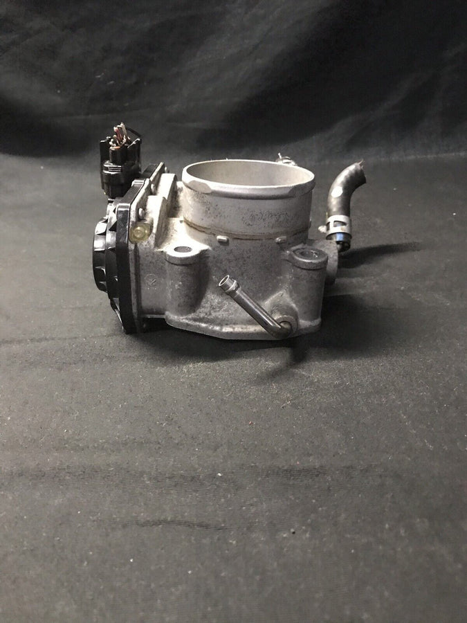 Toyota Camry, Solara Scion Tc Throttle Body 22030-28070 2002-2010