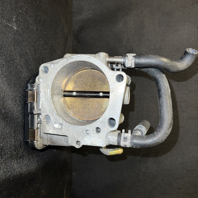 Toyota Land Cruiser Throttle Body 4.7L V8 (22030-50170) OEM 2002-2005