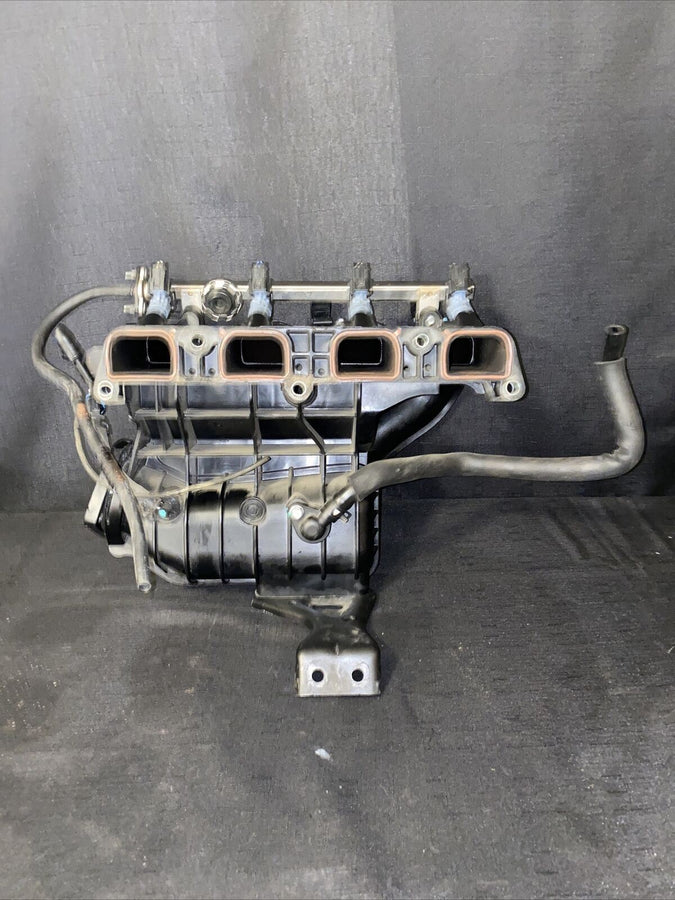 Hyundai Sonata Intake Manifold 2.4L Hybrid OEM 2011-2015 Optima