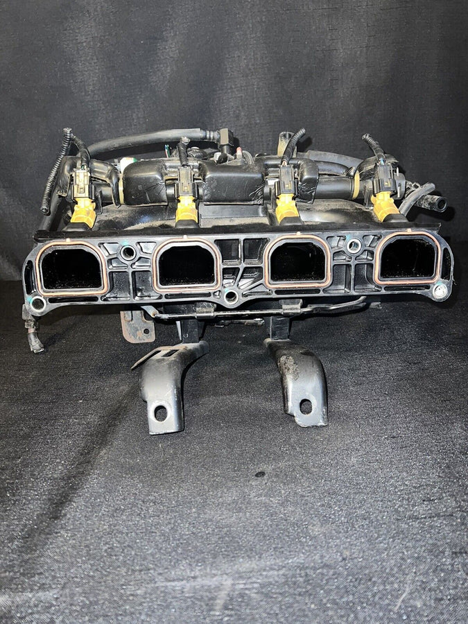 Hyundai Genesis Coupe A/T 2.0L Intake Manifold Plastic OEM 2013-2014